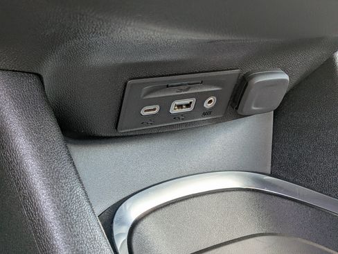 Used 2021 Chevrolet Malibu Premier FWD image 30