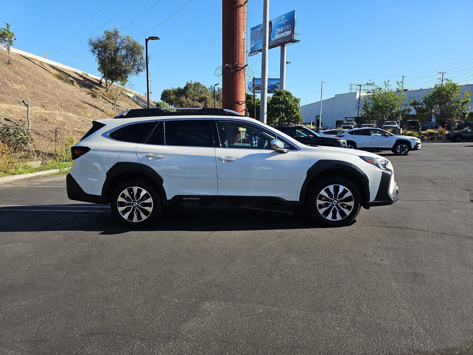 Used 2024 Subaru Outback Touring AWD/4WD image 8
