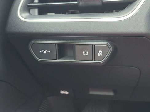 Used 2025 Kia K4 LXS image 17