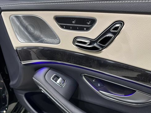 Used 2020 Mercedes-Benz S 560 4MATIC Sedan image 10