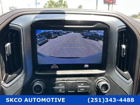 Used 2022 Chevrolet Silverado 1500 RST w/ Safety Package image 17