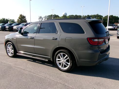 Used 2025 Dodge Durango R/T AWD/4WD image 3