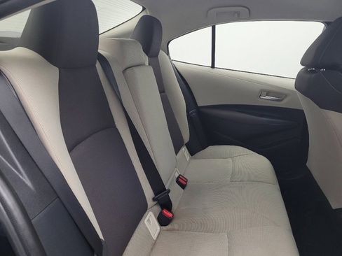 Used 2021 Toyota Corolla LE FWD image 19