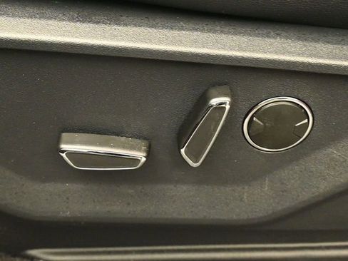 New 2026 Ford F150 Lariat w/ Equipment Group 502A High image 12