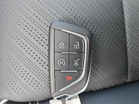 New 2026 Cadillac Vistiq Platinum w/ LPO, Floor Liner Package image 41