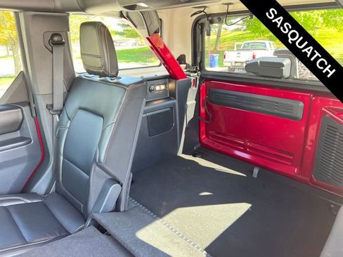 Used 2025 Ford Bronco Badlands AWD/4WD image 27