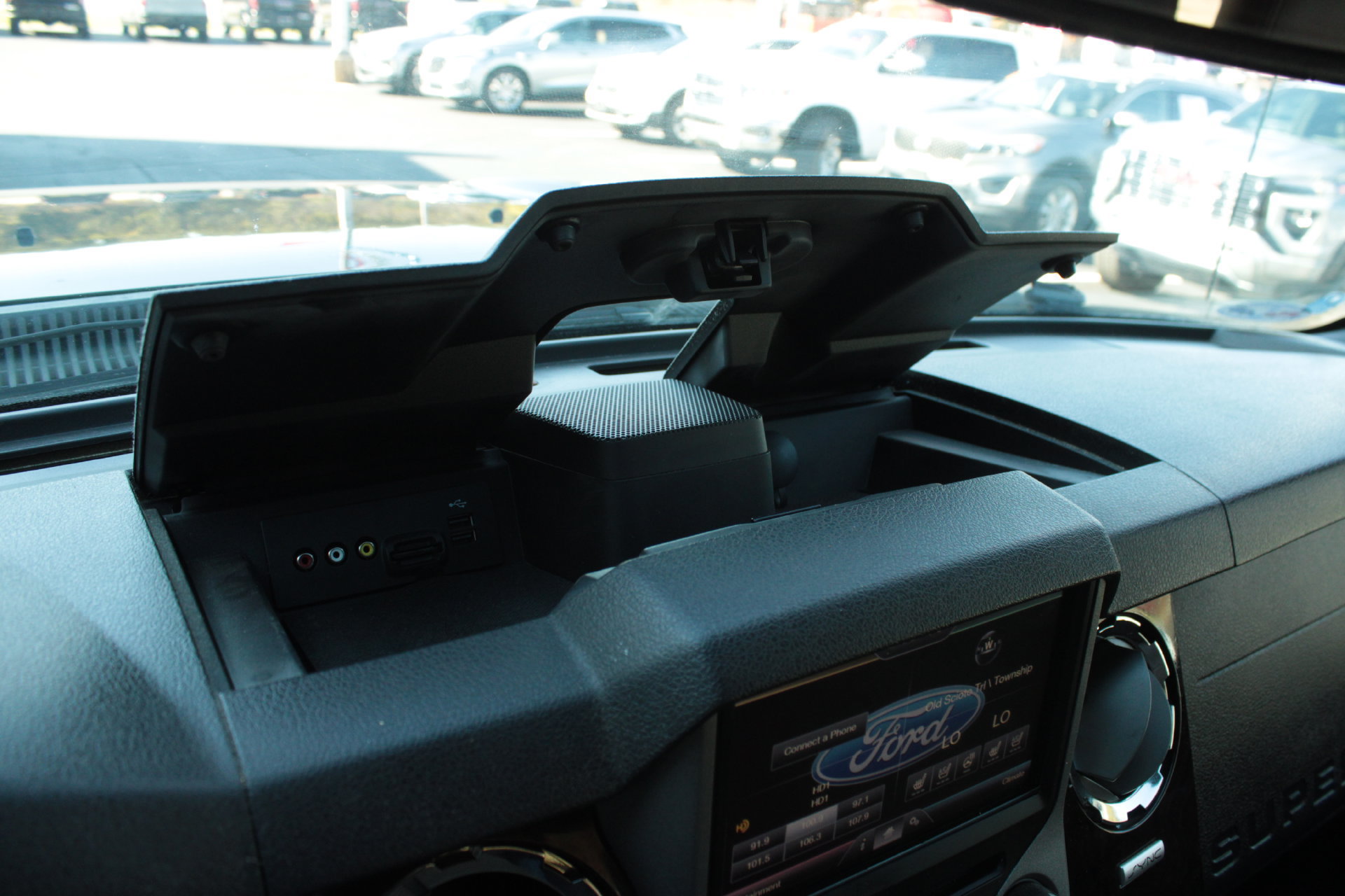 Used 2015 Ford F250 Platinum AWD/4WD image 53