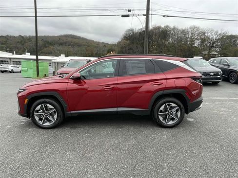 New 2026 Hyundai Tucson SEL image 2