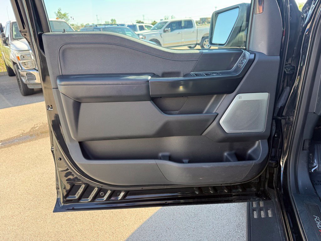 Used 2023 Ford F150 Raptor AWD/4WD image 10