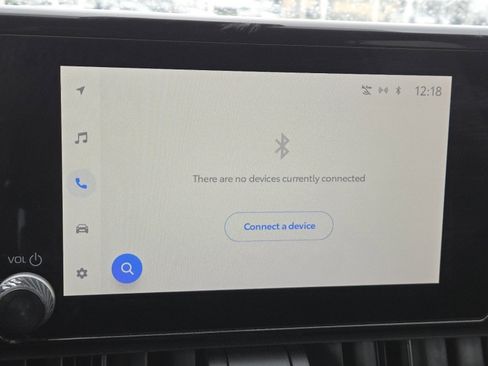 Used 2023 Toyota RAV4 XLE image 8