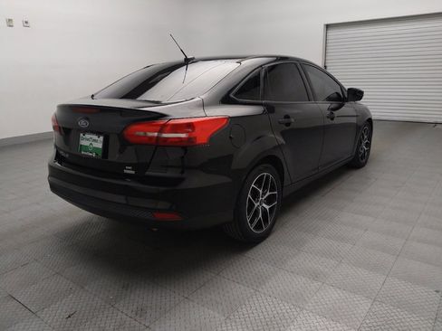 Used 2017 Ford Focus SE image 9
