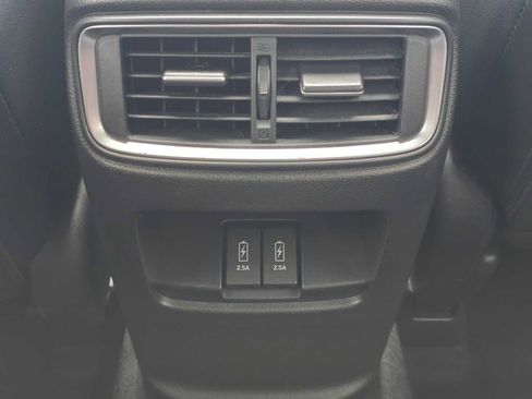 Used 2019 Honda CR-V Touring image 18