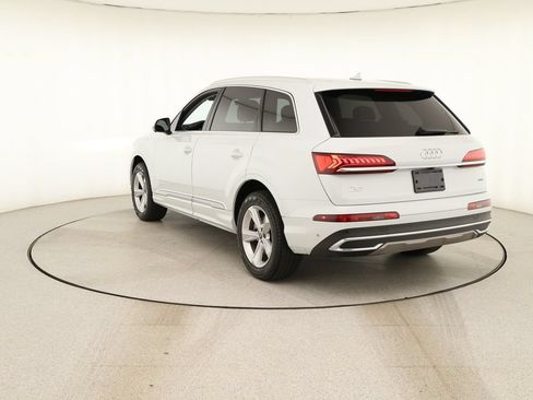 Used 2023 Audi Q7 2.0T Premium Plus w/ Premium Plus Package AWD/4WD image 4