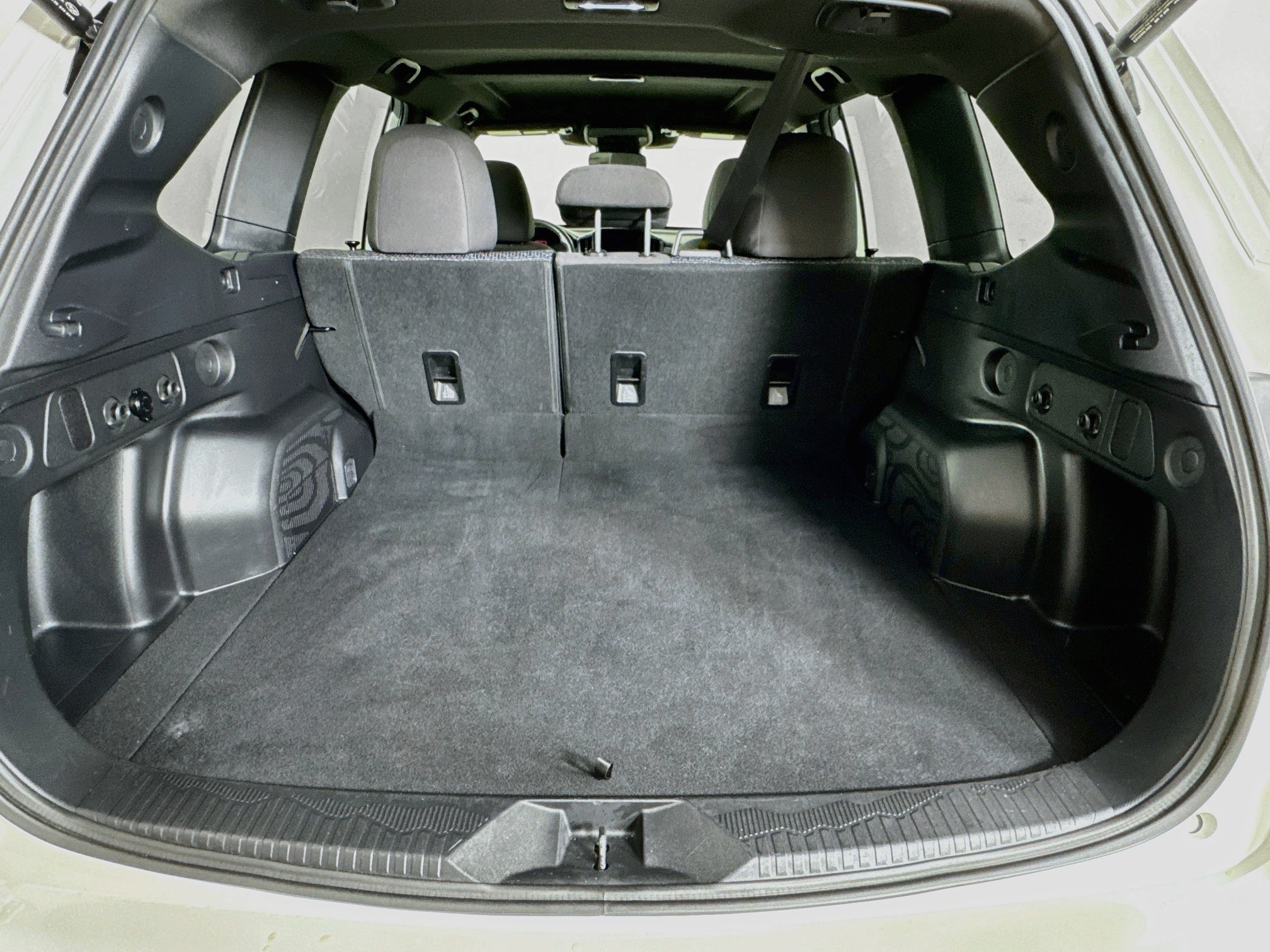 Certified 2025 Subaru Forester Premium AWD/4WD image 24