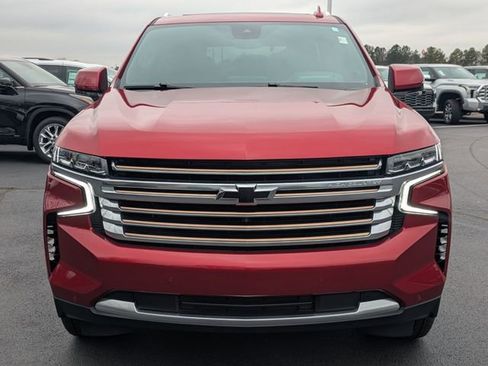 Used 2024 Chevrolet Tahoe High Country image 9