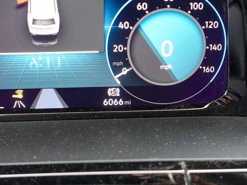 Certified 2025 Volkswagen Atlas SEL image 17