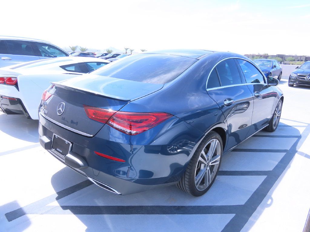 Used 2021 Mercedes-Benz CLA 250 image 4