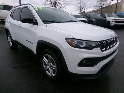 Used 2023 Jeep Compass Latitude w/ Convenience Group