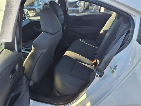 Used 2022 Toyota Corolla LE image 24