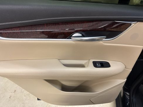 Used 2017 Cadillac XT5 Premium Luxury AWD/4WD image 28