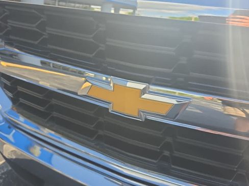 Used 2018 Chevrolet Silverado 1500 LT w/ All Star Edition RWD image 9