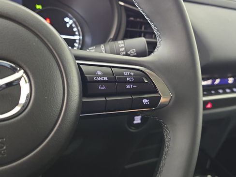 New 2025 MAZDA CX-30 AWD 2.5 S w/ Select Sport Pkg image 16