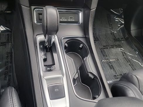 Used 2024 Subaru Ascent Limited w/ Technology Package image 35