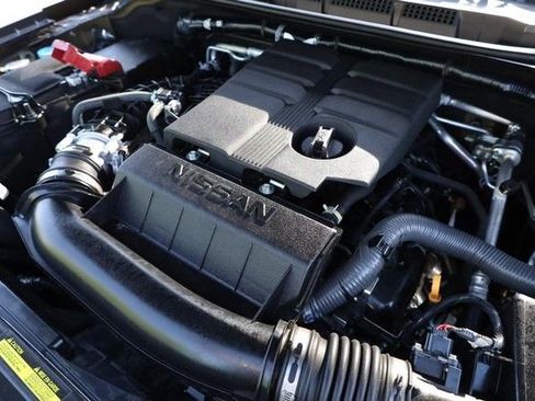 Certified 2025 Nissan Frontier SV w/ SV Convenience Package RWD image 25