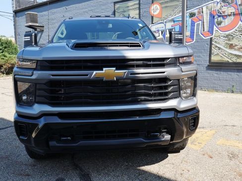 New 2026 Chevrolet Silverado 2500 Custom w/ Custom Value Package AWD/4WD image 2