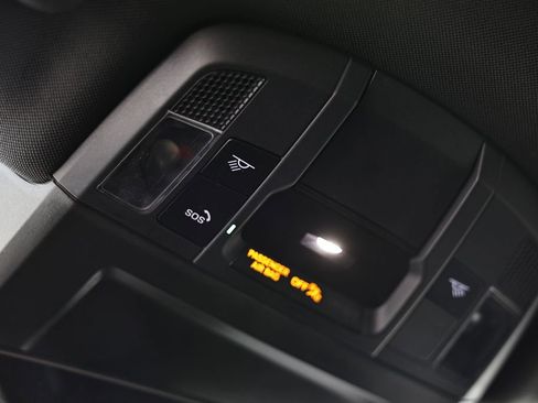 Used 2020 Porsche 911 GT3 RS image 41