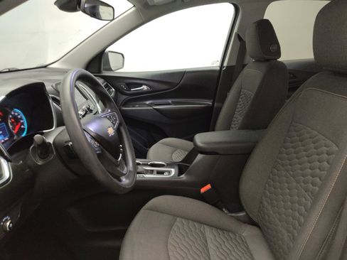 Used 2021 Chevrolet Equinox LT image 17