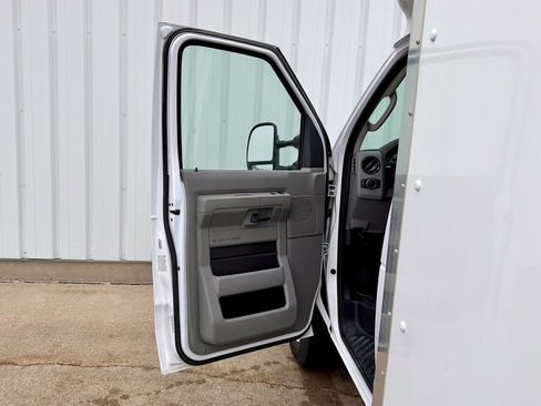 New 2025 Ford E-350 and Econoline 350 Super Duty w/ Power Equipment Group RWD image 11