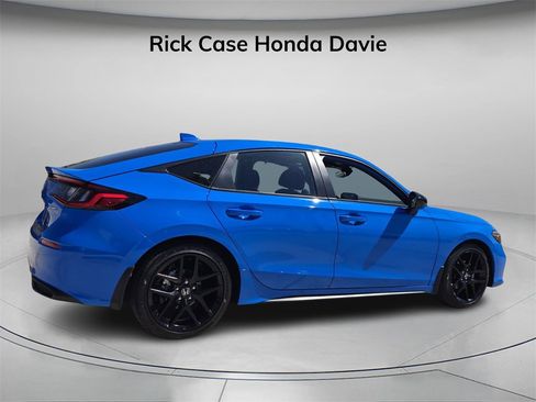 Used 2025 Honda Civic Sport image 6