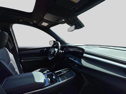 Used 2026 Buick Enclave Sport Touring w/ Power Package image 20