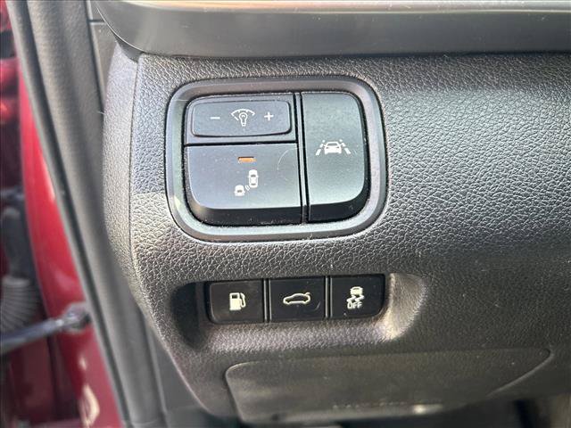Used 2019 Kia Optima S w/ S Panoramic Sunroof Package FWD image 11