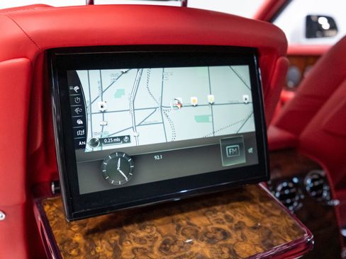 Used 2019 Rolls-Royce Phantom Sedan RWD image 32