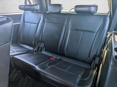 Used 2018 Ford Expedition Max XLT w/ Equipment Group 202A image 19
