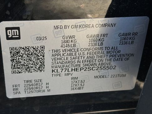 Used 2025 Chevrolet Trax LT w/ LT Convenience Package image 22