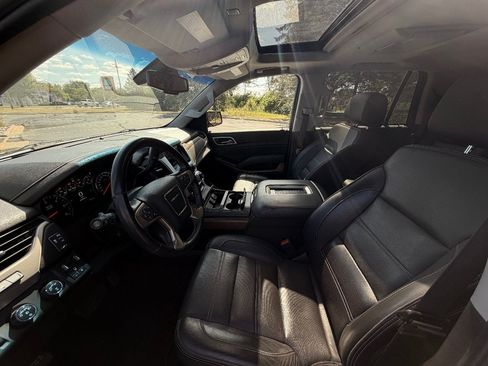 Used 2019 GMC Yukon Denali w/ Open Road Package AWD/4WD image 11