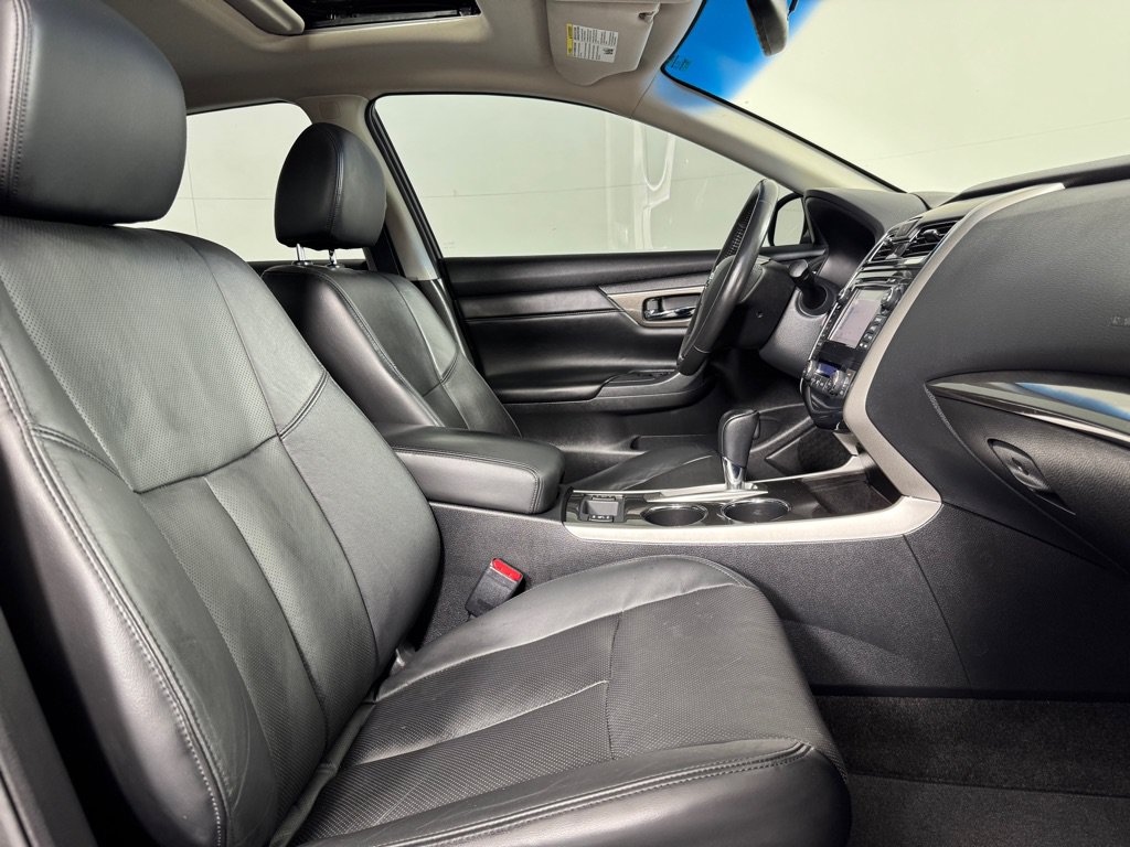 Used 2014 Nissan Altima 2.5 SL w/ Technology Package FWD image 23
