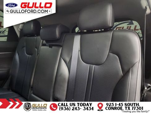 Used 2023 Kia Sorento S w/ Panoramic Sunroof Package image 13