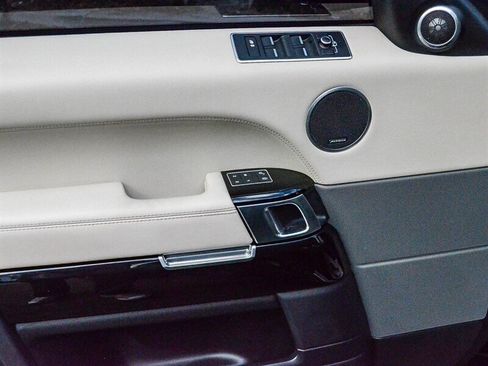 Used 2017 Land Rover Range Rover Sport Autobiography image 33