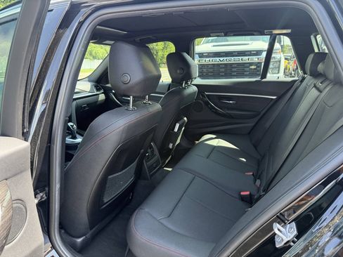 Used 2018 BMW 330i xDrive Wagon AWD/4WD image 13