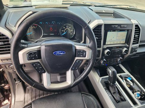 Used 2019 Ford F150 Lariat w/ Equipment Group 502A Luxury AWD/4WD image 2