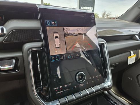 New 2026 GMC Yukon Elevation w/ Elevation Premium Package image 12