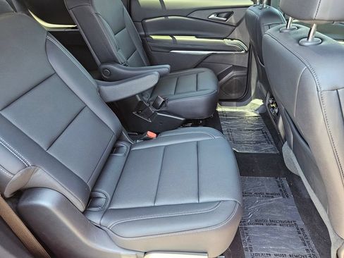 New 2026 Chevrolet Traverse LT w/ Driver Confidence Package FWD image 15