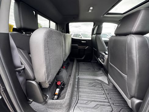 Used 2019 GMC Sierra 1500 SLT w/ SLT Premium Plus Package AWD/4WD image 34