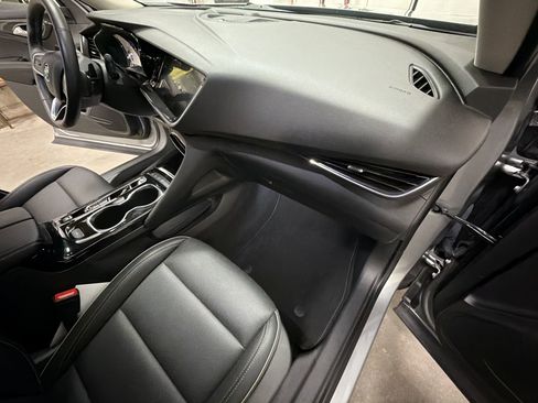 Used 2023 Buick Envision Essence image 26