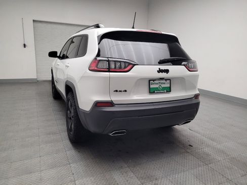 Used 2019 Jeep Cherokee Latitude Plus image 6