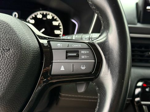 Used 2023 Honda Pilot EX-L image 41